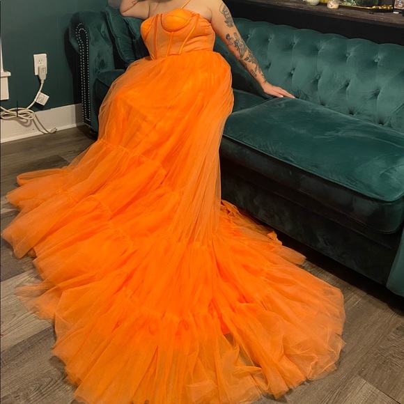 Beautiful Orange Gown - Picture 1 of 6